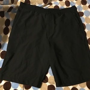 Volcom Shorts Men 36